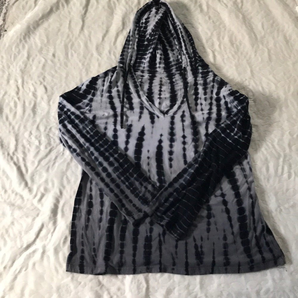 Thin Long Sleeve Hoodie(Woman’s)